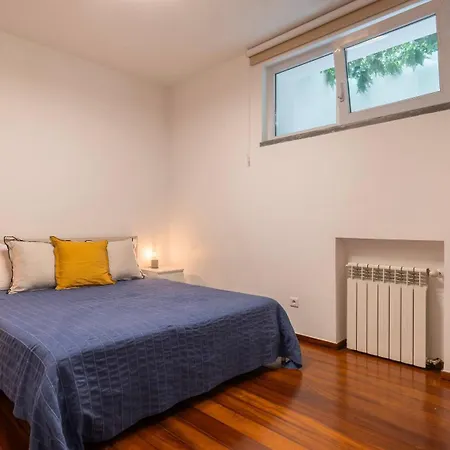 Estoril Oceanview * Parede