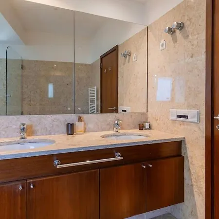 Estoril Oceanview Parede