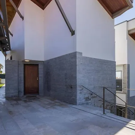 Villa Estoril Oceanview