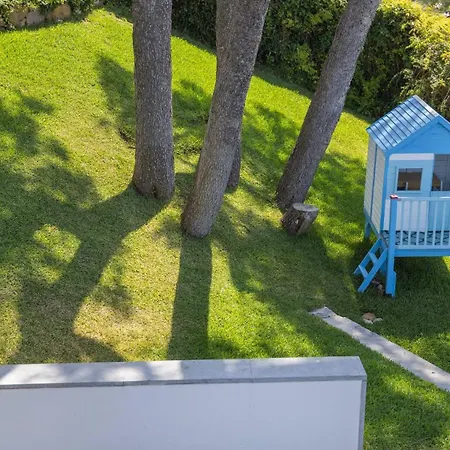 Estoril Oceanview Villa *