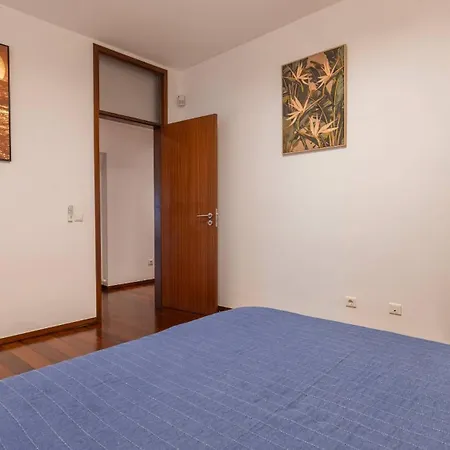 Estoril Oceanview Parede