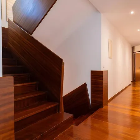 Estoril Oceanview Villa *