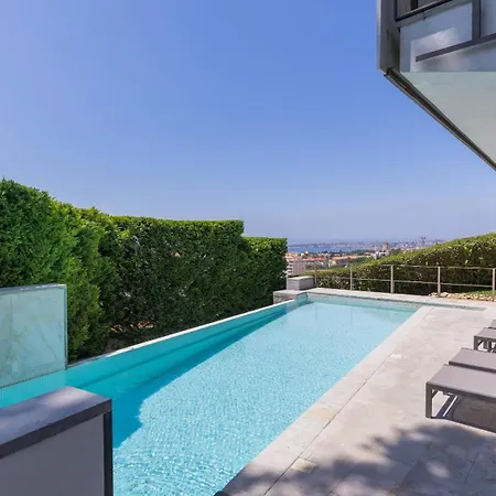Estoril Oceanview Villa Parede